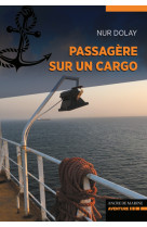 Passagère sur un cargo